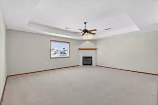 1010 Parkview Dr, Milton, WI 53563 - Photo 7