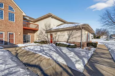 1010 Parkview Drive #5, Milton, WI 53563 - Photo 3