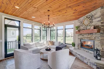 1105 Guinness Street, Waunakee, WI 53597 - Photo 5