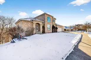 2150 Sunset Dr, Reedsburg, WI 53959 - Photo 3