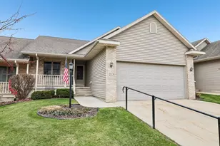 213 Fairview Cir, Waunakee, WI 53597 - Photo 3