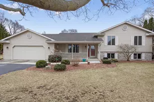 2338 E Pine Tree Ct, Milton, WI 53563 - Photo 3