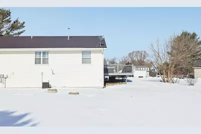 839 Kimseth Circle, Deerfield, WI 53531 - Photo 35