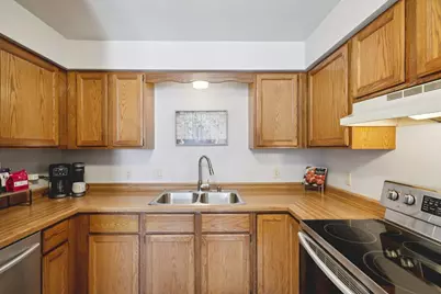 839 Kimseth Circle, Deerfield, WI 53531 - Photo 11