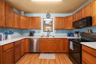 185 N Lexington Parkway, DeForest, WI 53532 - Photo 15