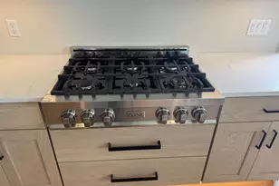 506 Interlake Dr, Monona, WI 53716 - Photo 5