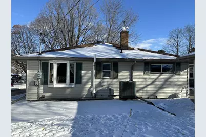 718 Grove Street, Beaver Dam, WI 53916 - Photo 5