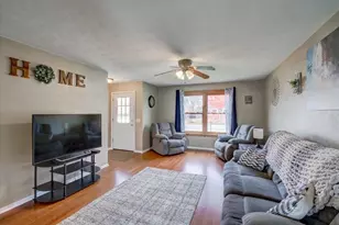 90 E Countryside Dr, Janesville, WI 53536 - Photo 11