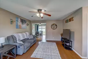 90 E Countryside Dr, Janesville, WI 53536 - Photo 7