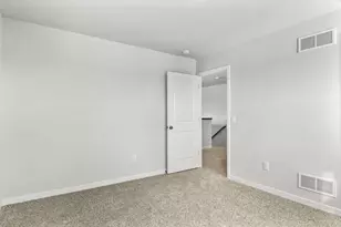 401 Michelle Ln, Cottage Grove, WI 53527 - Photo 33