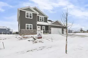 401 Michelle Ln, Cottage Grove, WI 53527 - Photo 3