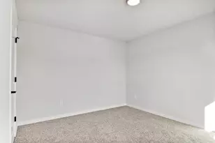 365 Lilac Ln, Stoughton, WI 53589 - Photo 27