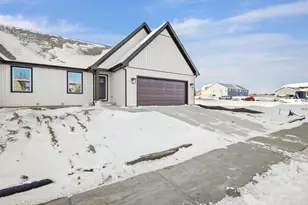 365 Lilac Ln, Stoughton, WI 53589 - Photo 31