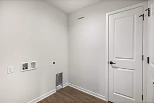 400 Orchid Ave, Stoughton, WI 53589 - Photo 15