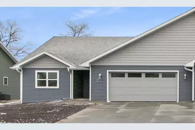 624 Roosevelt Street, Baraboo, WI 53913 - Photo 1