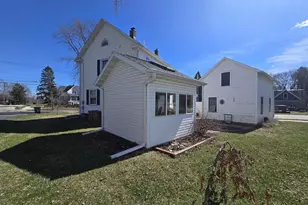 605 W Madison St, Lake Mills, WI 53551 - Photo 51