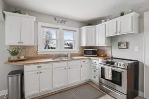 108 4th St, Waunakee, WI 53597 - Photo 15