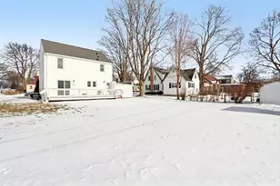 108 4th St, Waunakee, WI 53597 - Photo 37