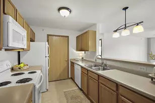 1634 Kings Mill Way, Madison, WI 53718 - Photo 9