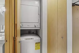 311 N Hancock St, Madison, WI 53703 - Photo 13