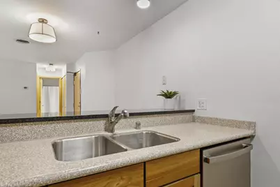 311 N Hancock Street #231, Madison, WI 53703 - Photo 11