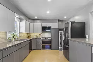 132 W MacArthur St, Sun Prairie, WI 53590 - Photo 9