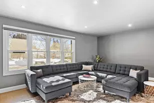 132 W MacArthur St, Sun Prairie, WI 53590 - Photo 7