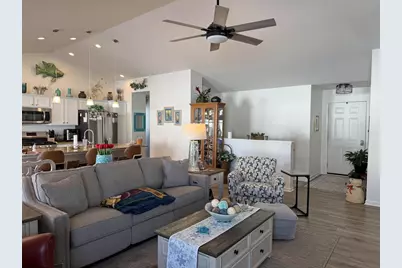 863 E Bridget Drive, Beloit, WI 53511 - Photo 9