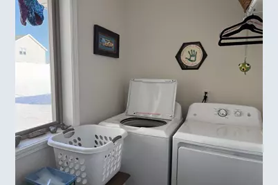 863 E Bridget Drive, Beloit, WI 53511 - Photo 19