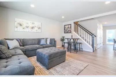 2048 Tori Frost Drive, Madison, WI 53718 - Photo 5