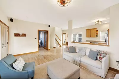 2846 Big Bluestem Parkway, Fitchburg, WI 53711 - Photo 9