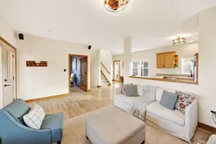 2846 Big Bluestem Pkwy, Fitchburg, WI 53711 - Photo 9