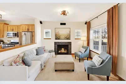 2846 Big Bluestem Parkway, Fitchburg, WI 53711 - Photo 7