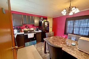 122 Falling Creek Cir, Janesville, WI 53548 - Photo 17