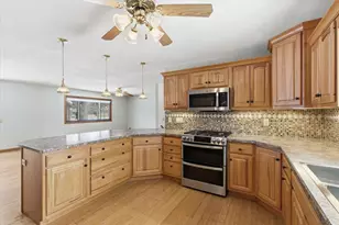 2 W Spyglass Ct, Madison, WI 53717 - Photo 17