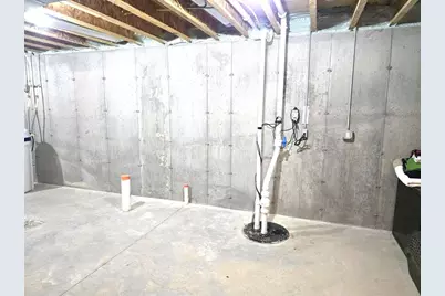 2135 Shopiere Road, Beloit, WI 53511 - Photo 35