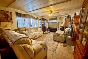 122 Falling Creek Cir, Janesville, WI 53548 - Photo 7