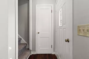 7234 Maywood Ave, Middleton, WI 53562 - Photo 9