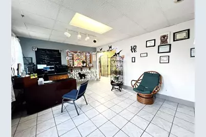 525 S Fairfield Avenue, Juneau, WI 53039 - Photo 3