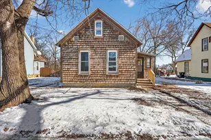 1015 Bluff St, Beloit, WI 53511 - Photo 3