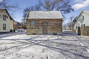 1015 Bluff St, Beloit, WI 53511 - Photo 35