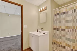 1015 Bluff St, Beloit, WI 53511 - Photo 21