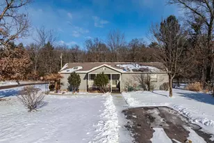 399 Oakbrook Dr, Wisconsin Dells, WI 53965 - Photo 33