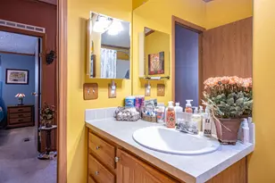 399 Oakbrook Dr, Wisconsin Dells, WI 53965 - Photo 23