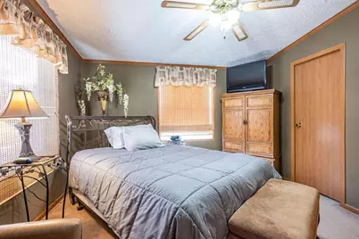 399 Oakbrook Drive, Wisconsin Dells, WI 53965 - Photo 15