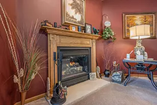 399 Oakbrook Dr, Wisconsin Dells, WI 53965 - Photo 5