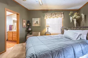 399 Oakbrook Dr, Wisconsin Dells, WI 53965 - Photo 15