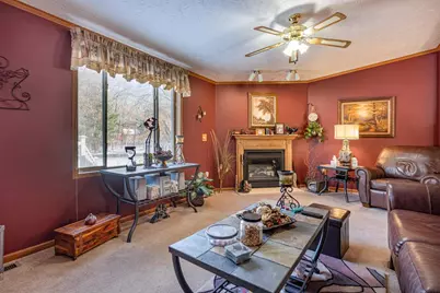399 Oakbrook Drive, Wisconsin Dells, WI 53965 - Photo 3