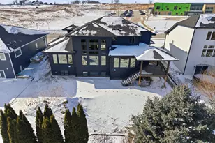 819 Schewe Rd, Middleton, WI 53562 - Photo 3