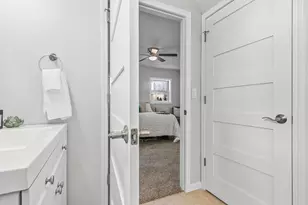 225 N Pine St, Reedsburg, WI 53959 - Photo 9